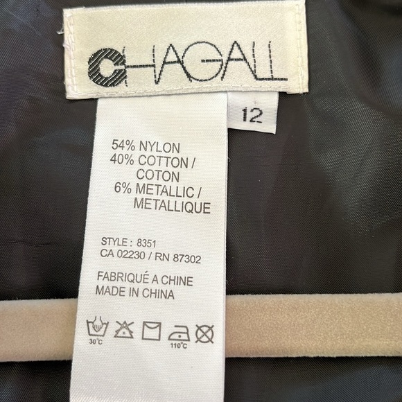 Vintage Chagall blazer. Black. Snap up belt. Size 12 - Picture 2 of 10